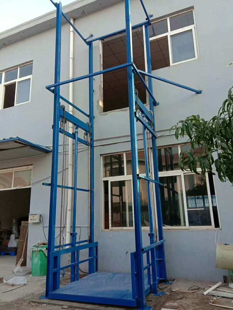 孝感简易小型货梯
